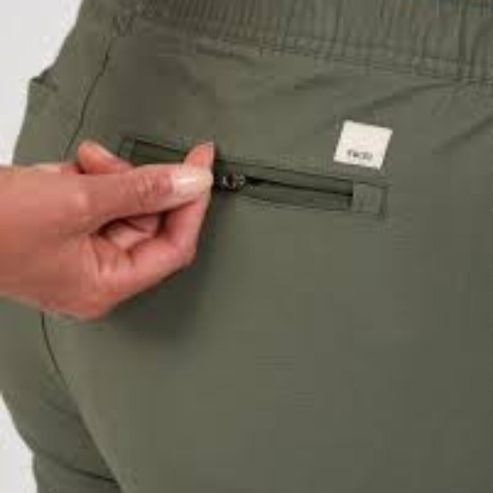 Vuori Ripstop Pants in Army